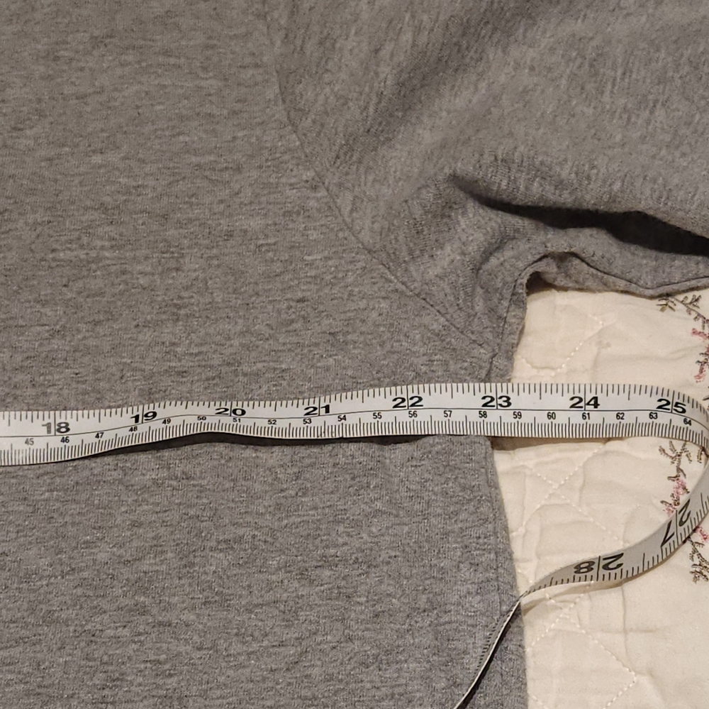 Roots Made in Canada. Long Sleeve Tee. Size xl. Preloved - Picture 4 of 6